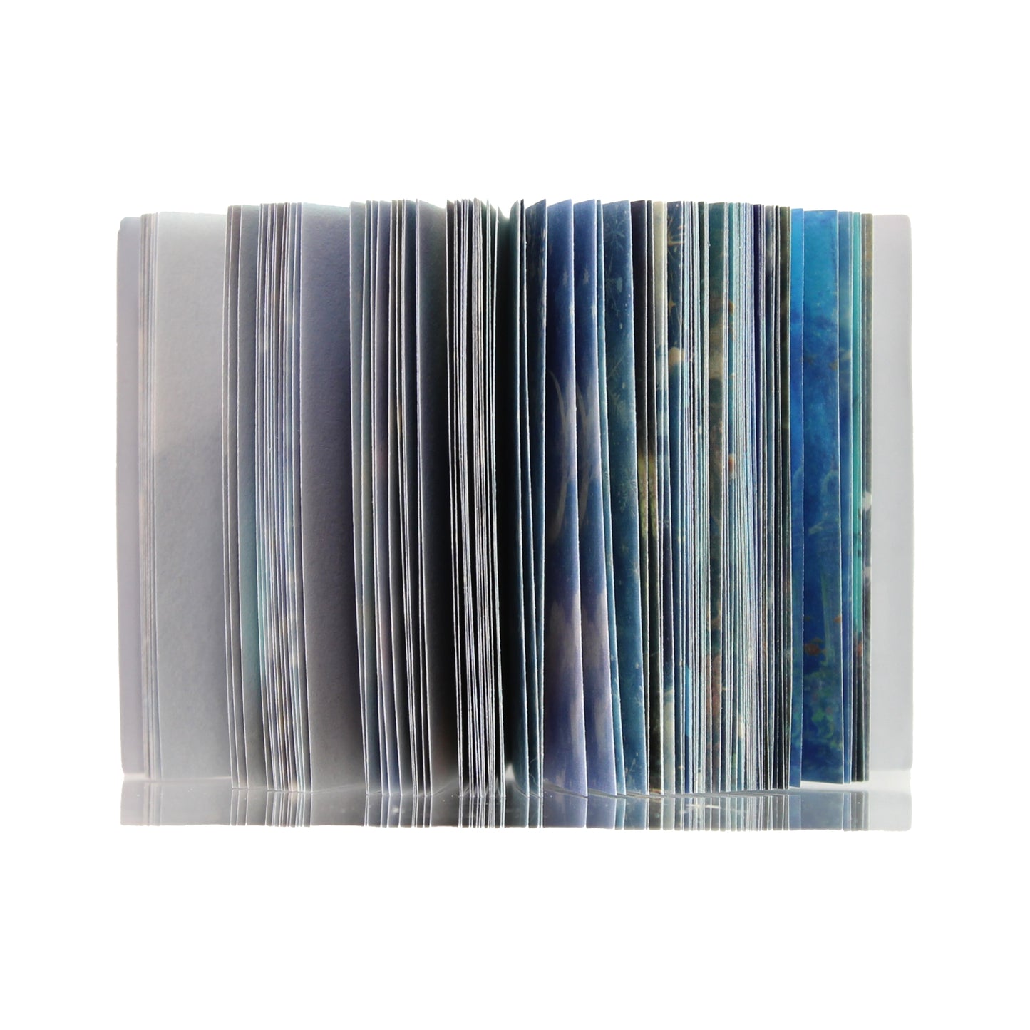 Archive Vol. 007 - Gorgeous Blue Sea | Mini Library